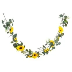 B&M Sunflower Garland