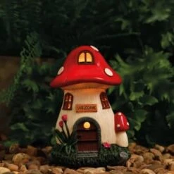 B&M Assorted Mushroom House Ornament With Glowing Solar Light -Garden Furniture Store 393429 mushroom house ornament with glowing solar light 6